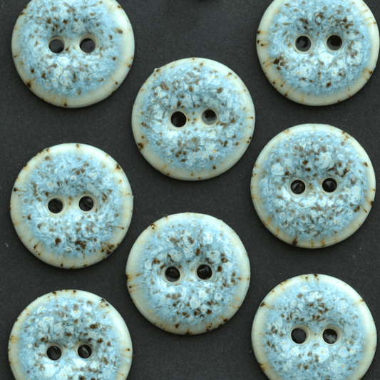 17-18 mm porcelain buttons blue spruce