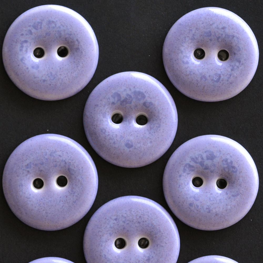 20-21mm porcelain buttons lavender