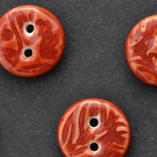 11 pcs. 13mm porcelain buttons cinnabar