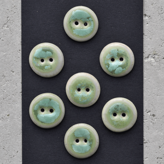 7 pcs. 17/18mm porcelain buttons biotop