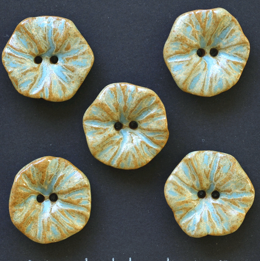 5pcs. 21/22mm ceramic buttons flowers