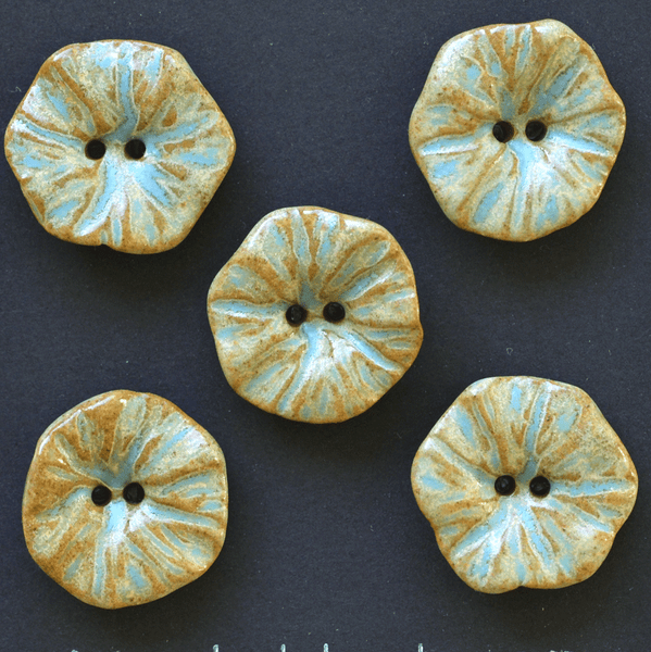 5pcs. 21/22mm ceramic buttons flowers