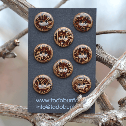 6 pcs. 17/18mm porcelain buttons honey (barock)