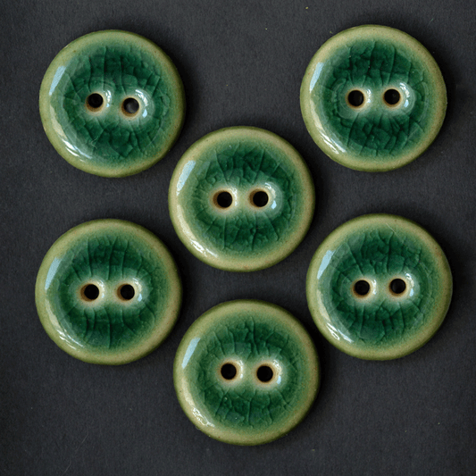 18 mm ceramic buttons emerald green