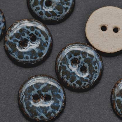 18 mm ceramic buttons water by night
