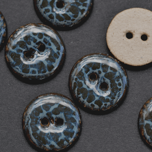 18 mm ceramic buttons water by night