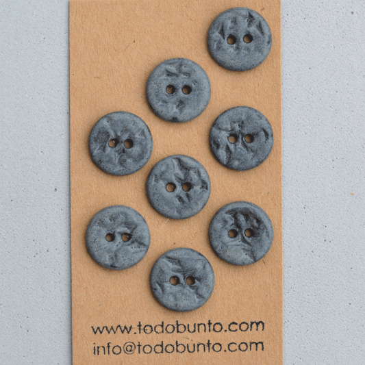8pcs. 18mm ceramic buttons charcoal