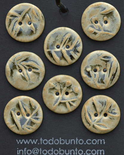 8 pcs. 22-23mm porcelain buttons flora v2