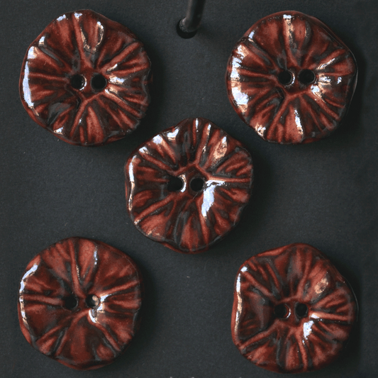 5 pcs. 25mm ceramic buttons flowers cinnabar