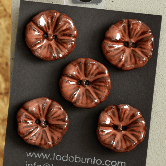 5 pcs. 24-25mm ceramic buttons flowers cinnabar