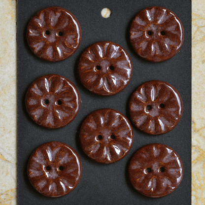 8 pcs. 23mm ceramic buttons flower stamp
