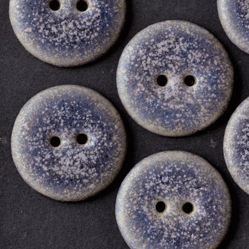6 pcs. 23mm  ceramic buttons purple sugar
