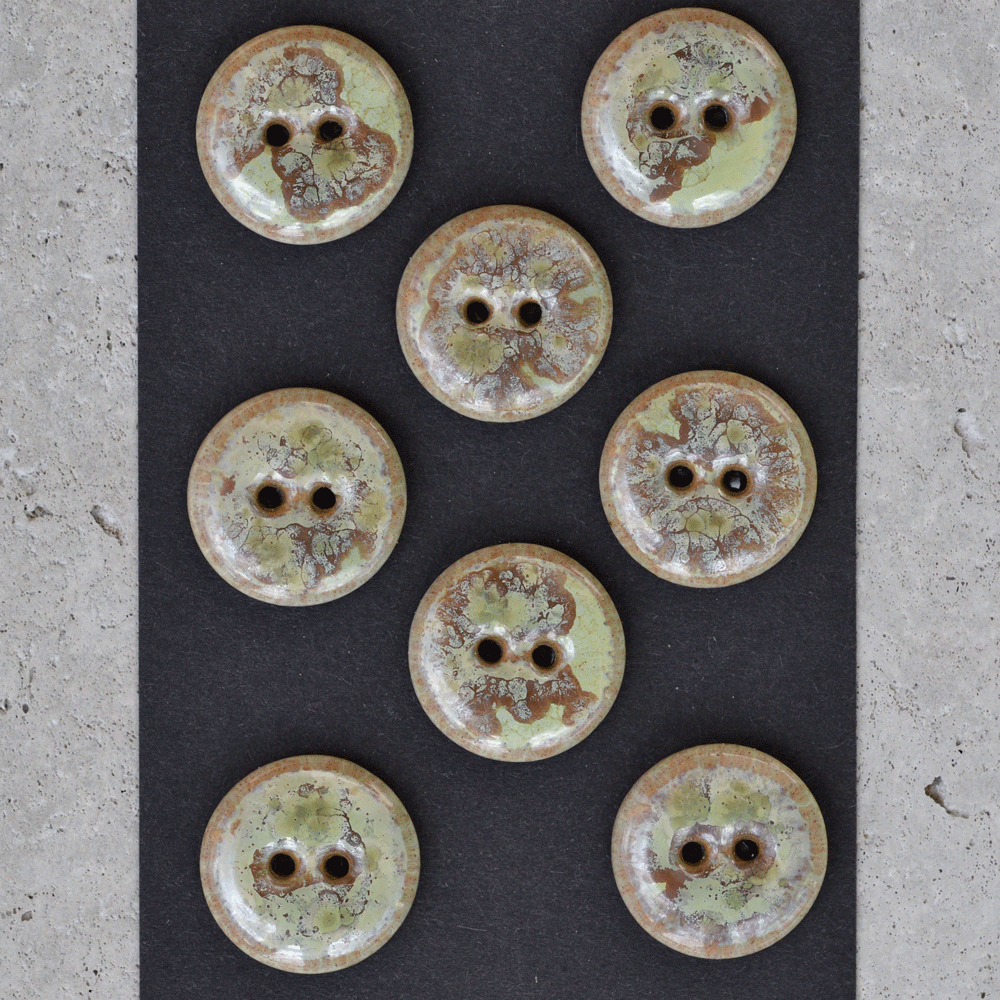 8 pcs. 17/18mm ceramic buttons crystal marmor