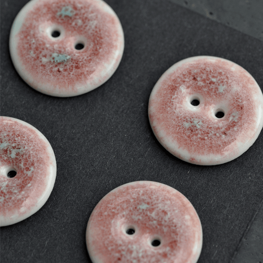 6 pcs. 22mm porcelain buttons marshmallow