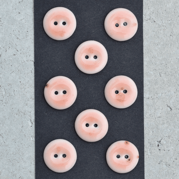8 pcs. 17-18mm  porcelain  buttons morganit