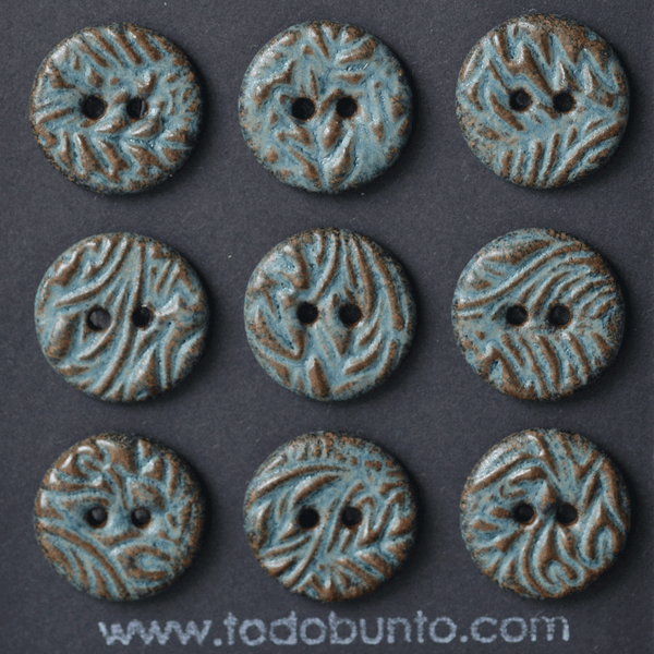 9 pcs. 18mm ceramic buttons lace