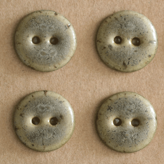 6 pcs. 15-16mm ceramic buttons oak