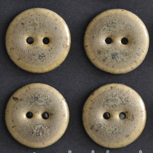 9 pcs. 18 mm ceramic buttons oak