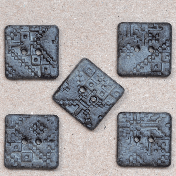5 pcs. 20x20mm ceramic buttons nordic pattern