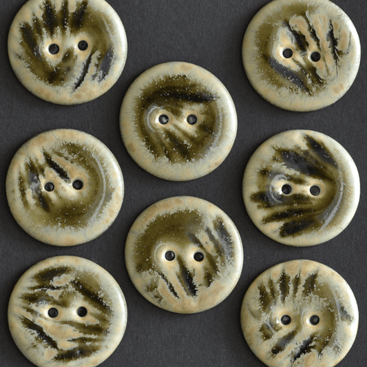 8 pcs. 22-23mm porcelain buttons olive green