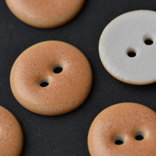 8 pcs. 17mm porcelain buttons papaya