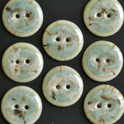 22-23mm porcelain buttons mint shake