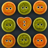 9 pcs. 20-21mm  porcelain buttons mix