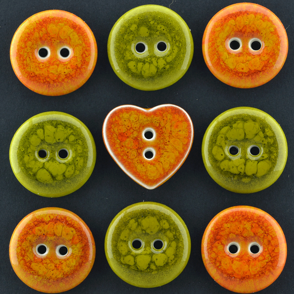 9 pcs. 20-21mm  porcelain buttons mix