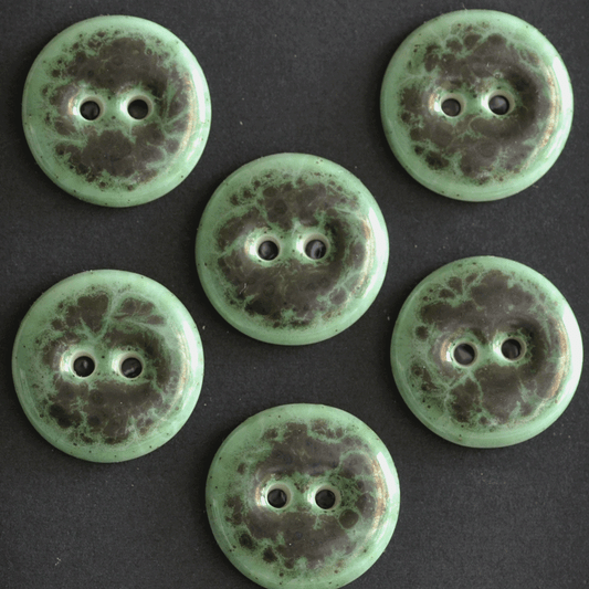17-18 mm porcelain buttons black/green