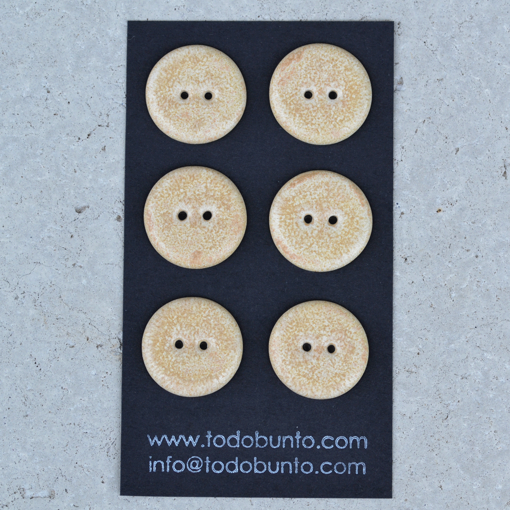 6 pcs. 23 mm cceramic buttons sandstone