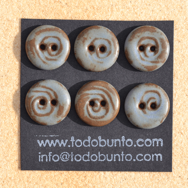 6 pcs. 18mm ceramic buttons grey/ brown