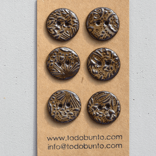 6x23mm ceramic buttons cacao barock