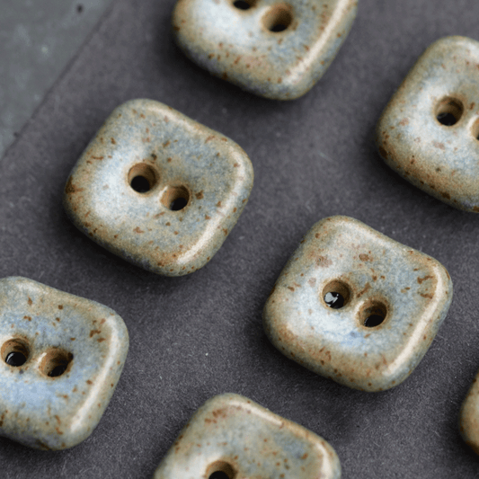 14/15mm ceramic buttons rusty blue