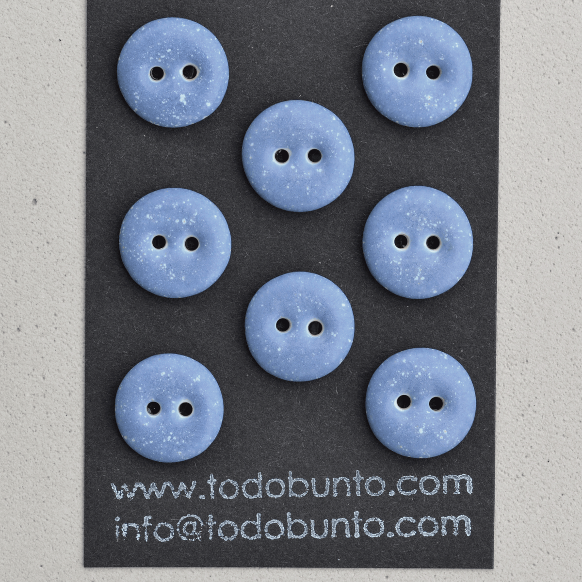 8 pcs. 15mm porcelain buttons forget-me-not