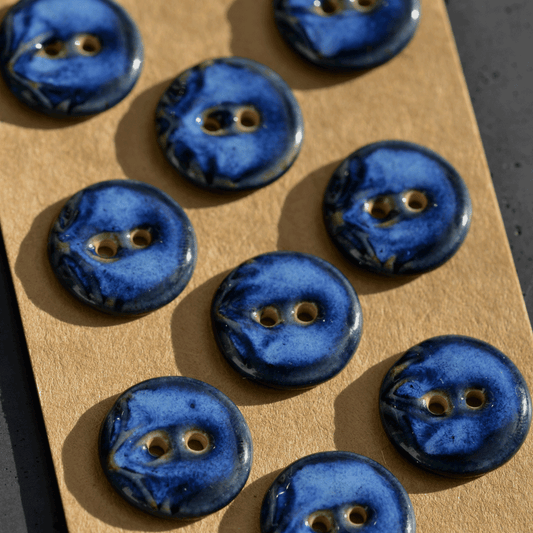 9 pcs. 18/19mm ceramic buttons kings blue