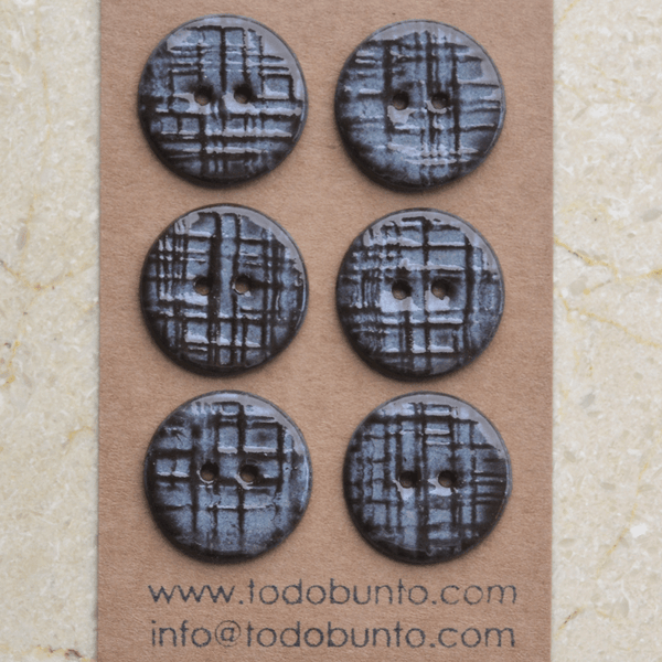 6 pcs. 23mm ceramic buttons check