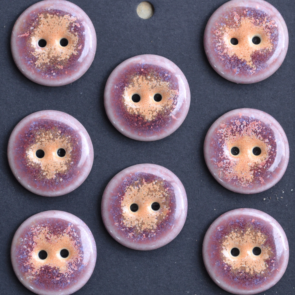 8 pcs. 20mm porcelain buttons magenta/papaya