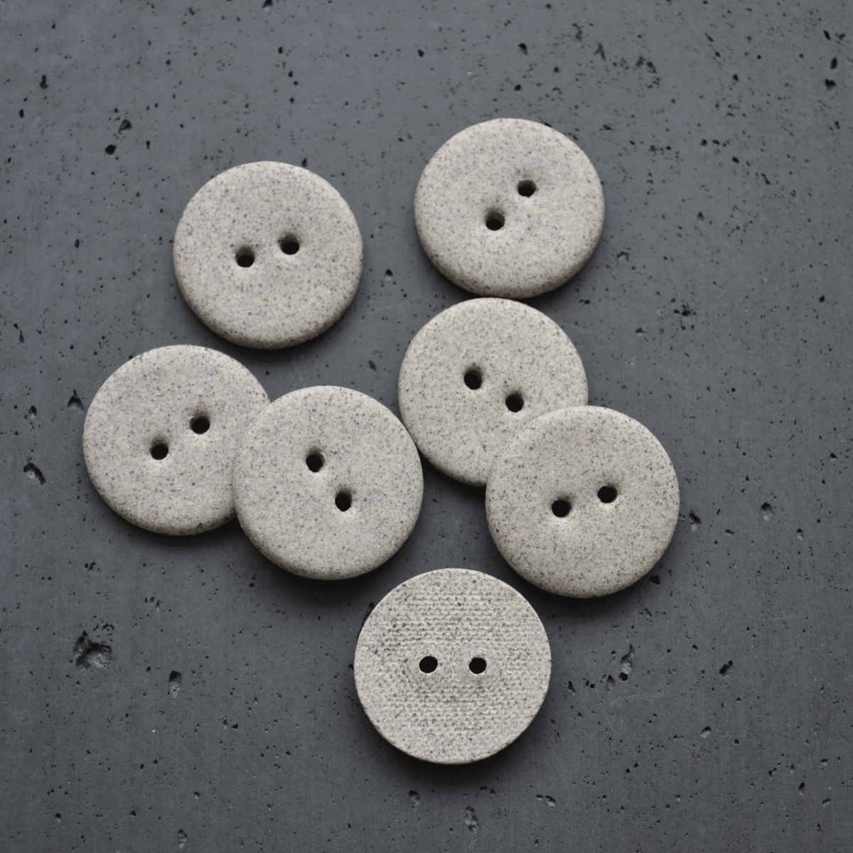 15mm ceramic buttons concrete